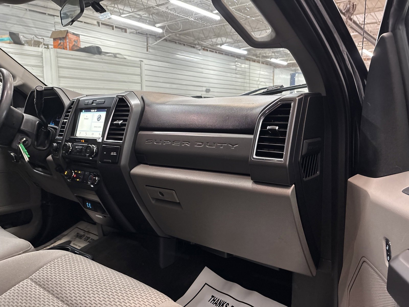 Used 2018 Ford F250 XLT w/ XLT Premium Package image 28