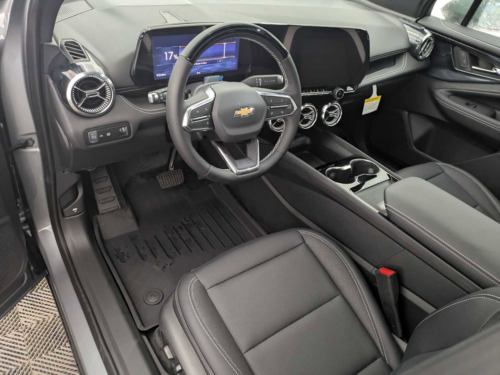 New 2026 Chevrolet Blazer EV LT image 2