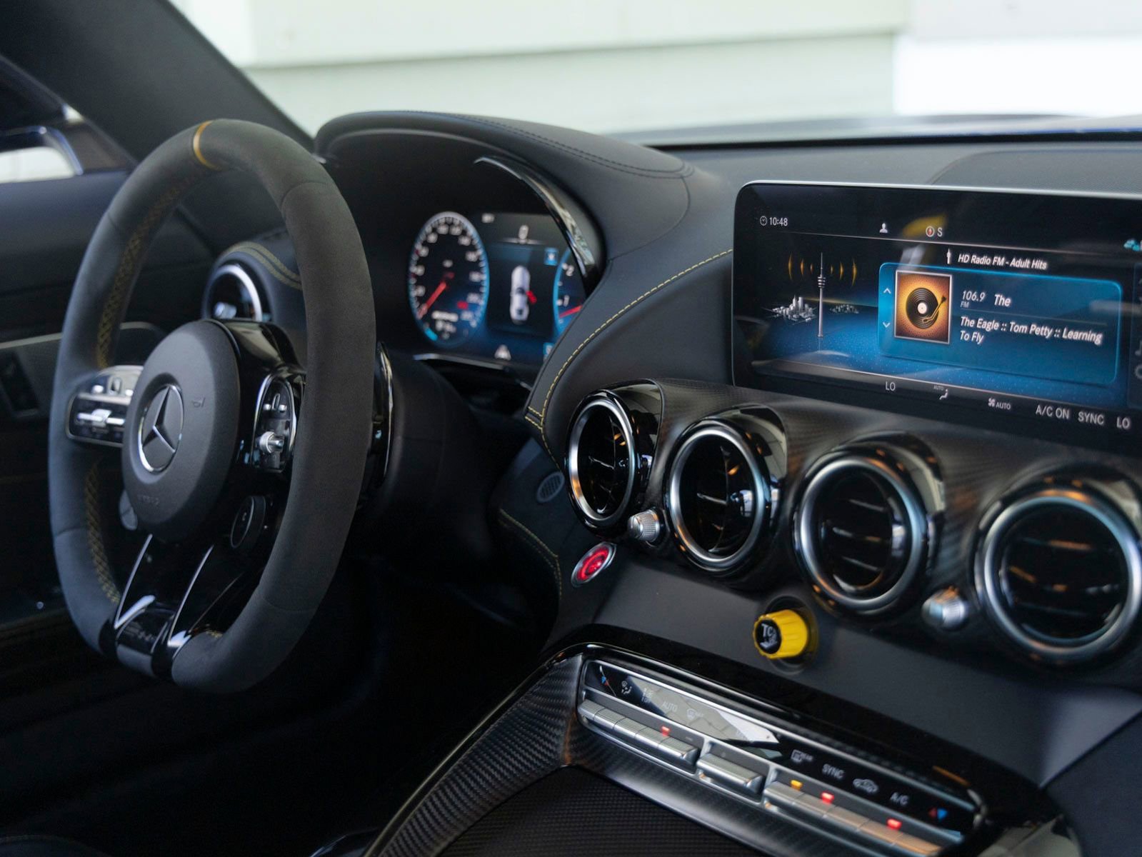 Used 2020 Mercedes-Benz AMG GT R image 22
