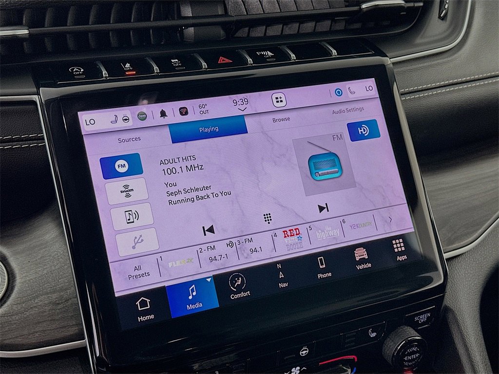 Used 2022 Jeep Grand Cherokee L Limited image 20