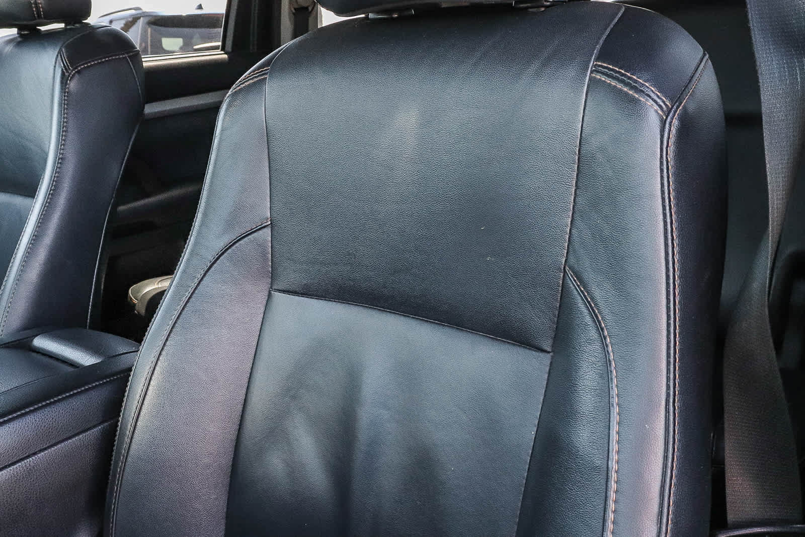 Used 2016 Toyota Highlander XLE FWD image 33