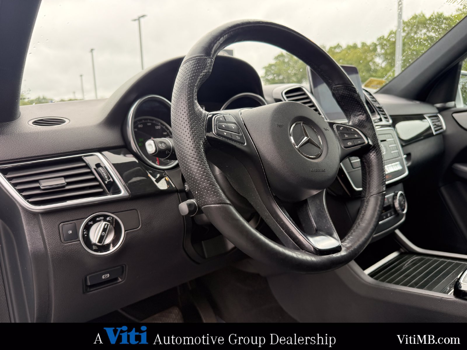 Used 2018 Mercedes-Benz GLE 350 4MATIC image 17