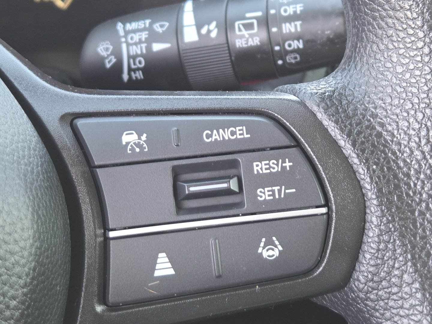 Used 2024 Honda CR-V EX image 9
