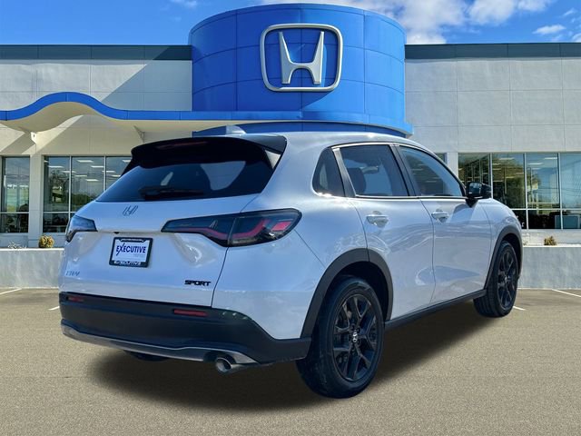 Used 2025 Honda HR-V Sport image 2