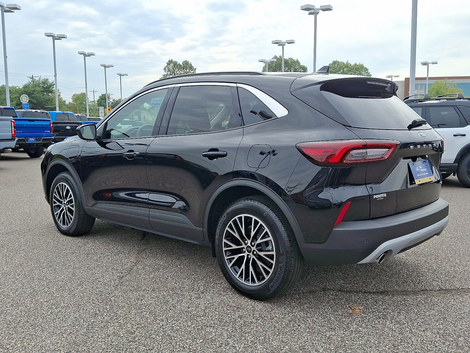 Certified 2024 Ford Escape SE image 7