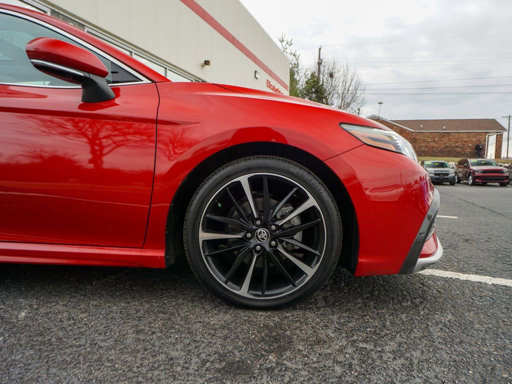 Used 2021 Toyota Camry XSE w/ Navigation Package image 11