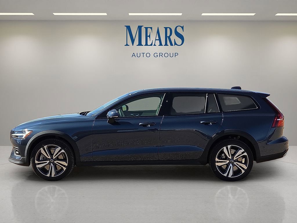 New 2026 Volvo V60 B5 Cross Country Plus w/ Protection Package Premier image 2