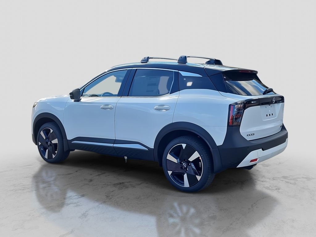 New 2026 Nissan Kicks SR w/ SR Premium Package image 2