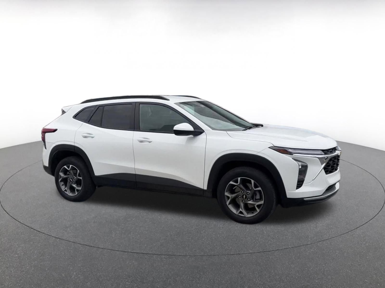 Used 2025 Chevrolet Trax LT video 2