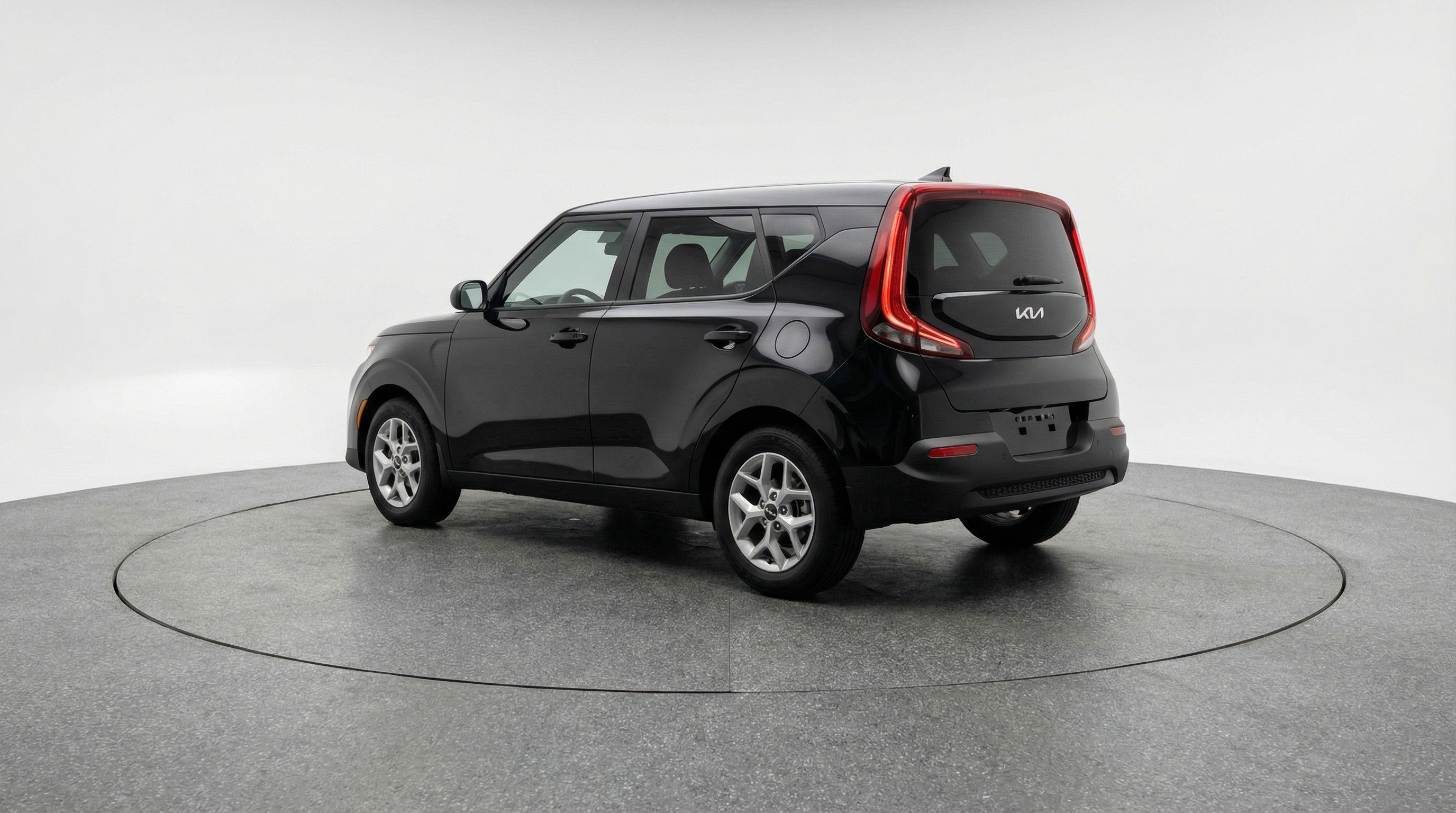 Used 2025 Kia Soul LX w/ LX Technology Package image 6