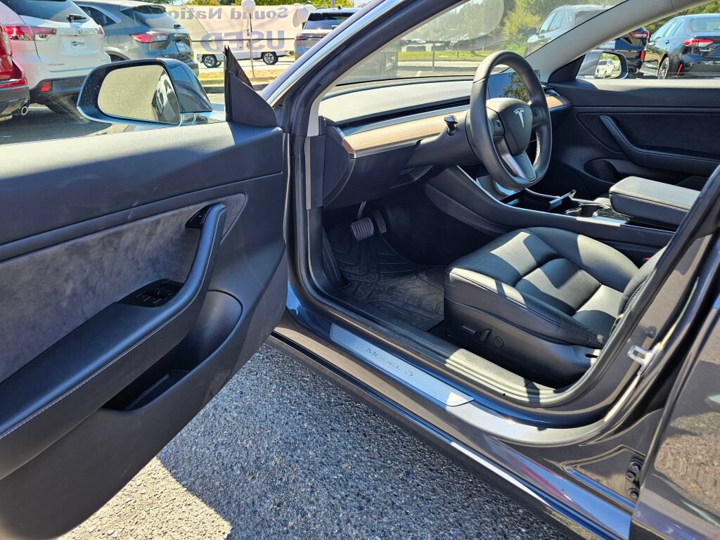 Used 2019 Tesla Model 3 RWD image 19
