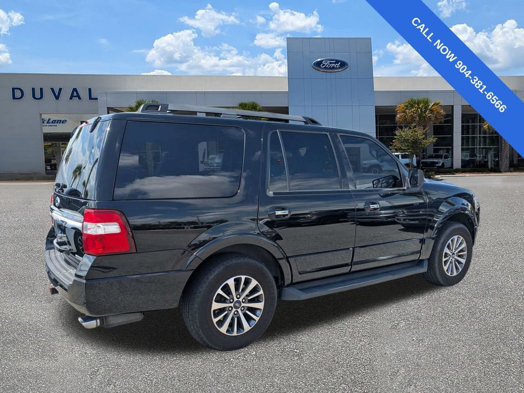Used 2017 Ford Expedition XLT RWD image 4
