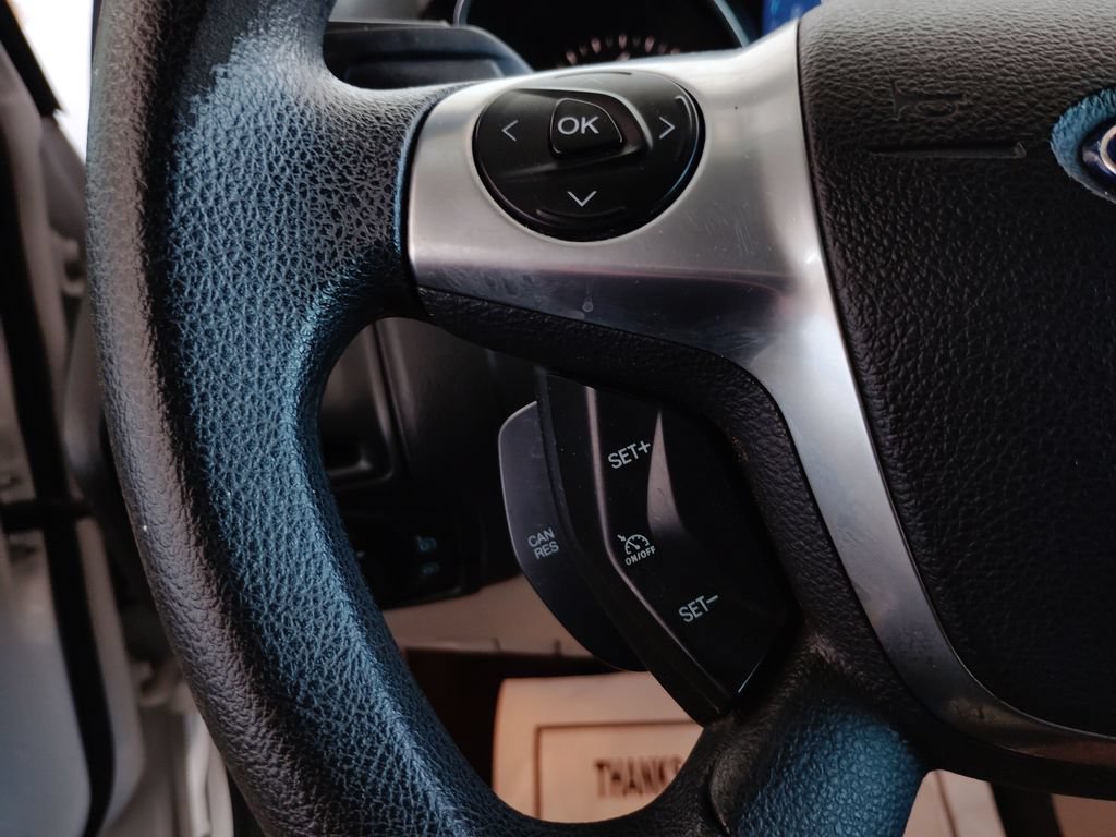 Used 2013 Ford Focus SE FWD image 24