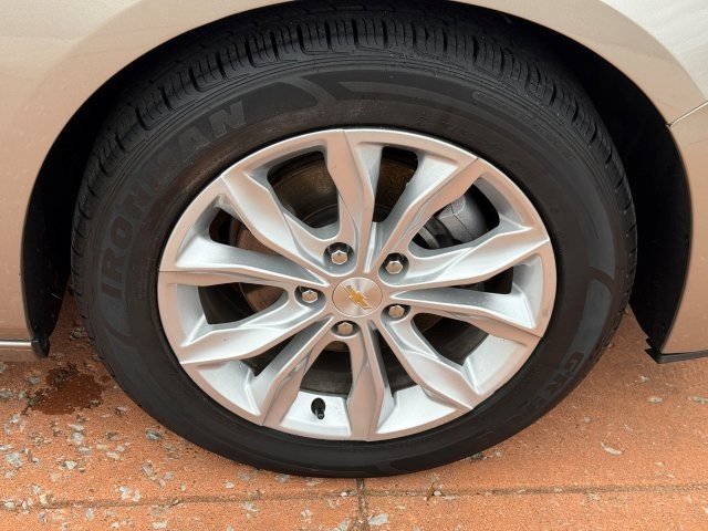 Used 2024 Chevrolet Malibu LT image 8