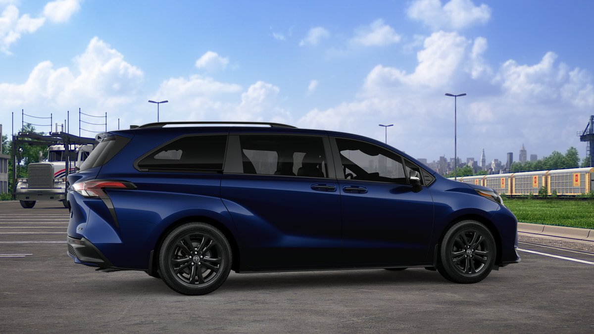 New 2026 Toyota Sienna XSE AWD/4WD image 11