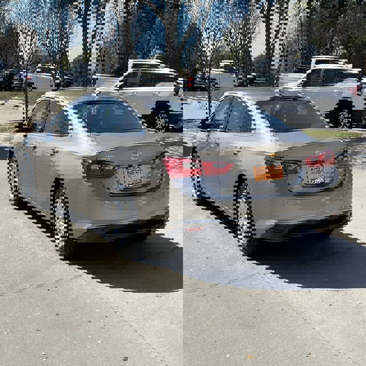 Used 2024 Chevrolet Malibu LT image 4