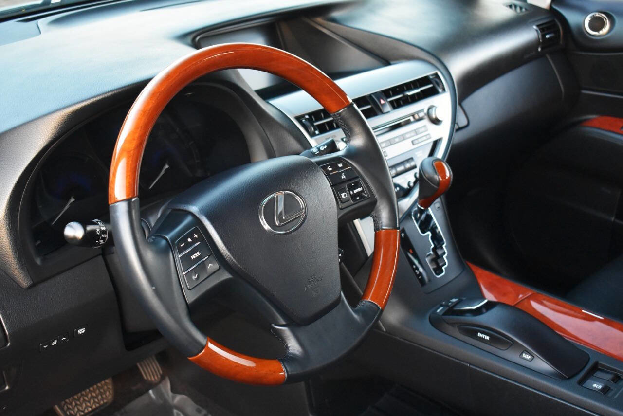 Used 2010 Lexus RX 450h AWD image 40