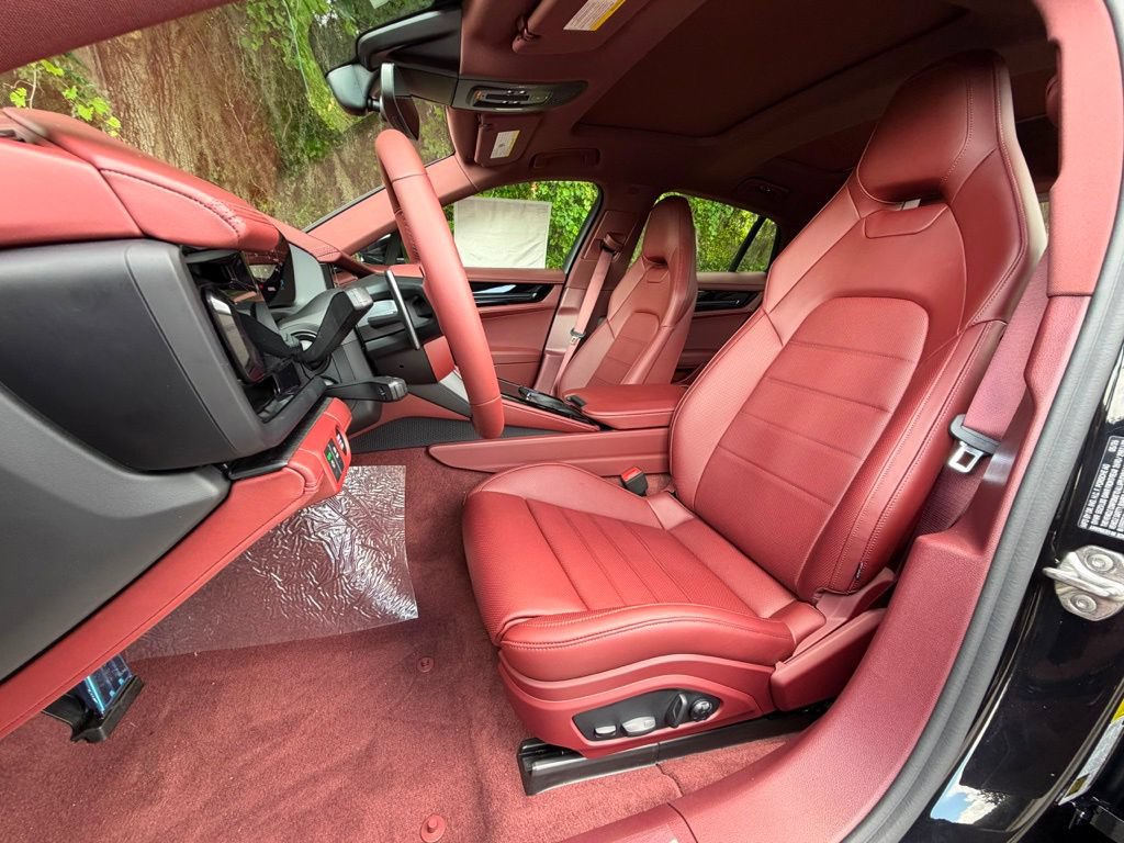 New 2026 Porsche Panamera RWD image 5