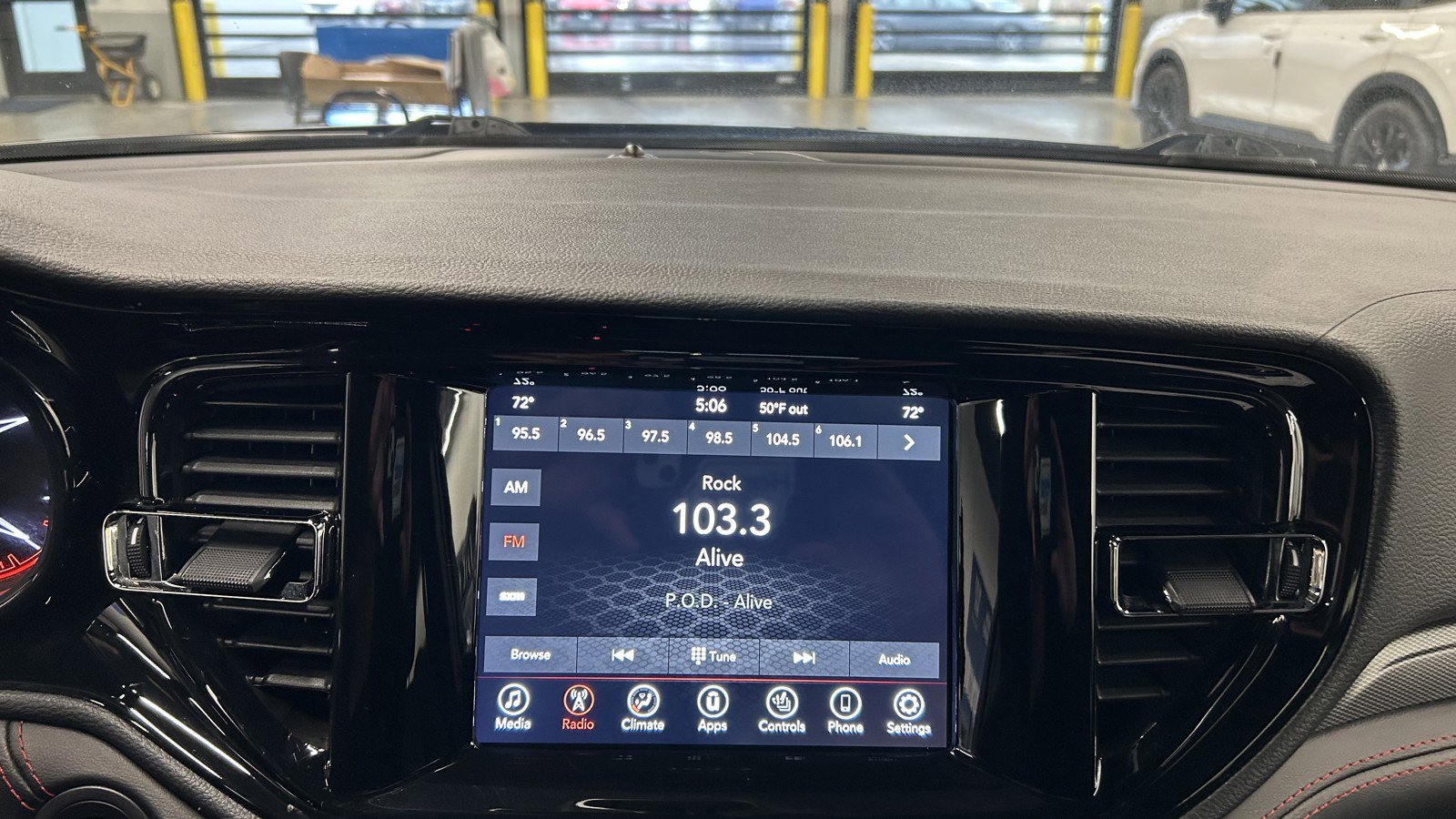 Used 2024 Dodge Durango GT image 29