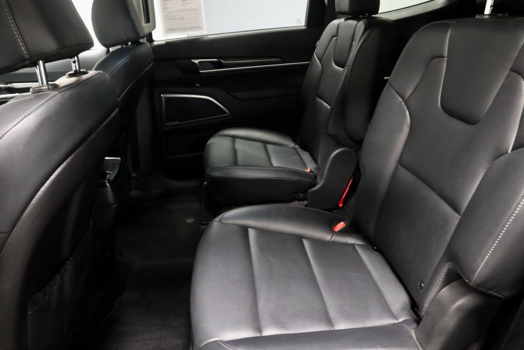 Used 2025 Kia Telluride S image 27