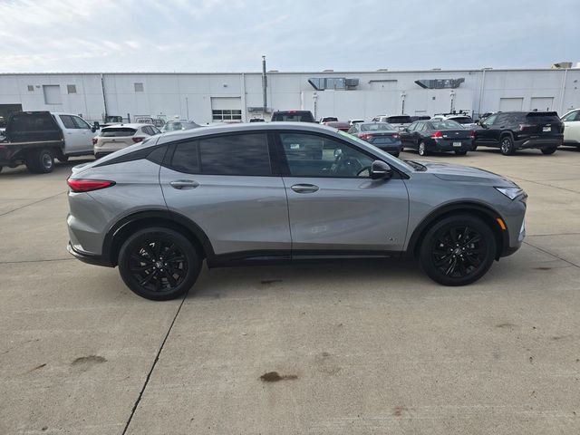 Used 2025 Buick Envista Sport Touring image 17