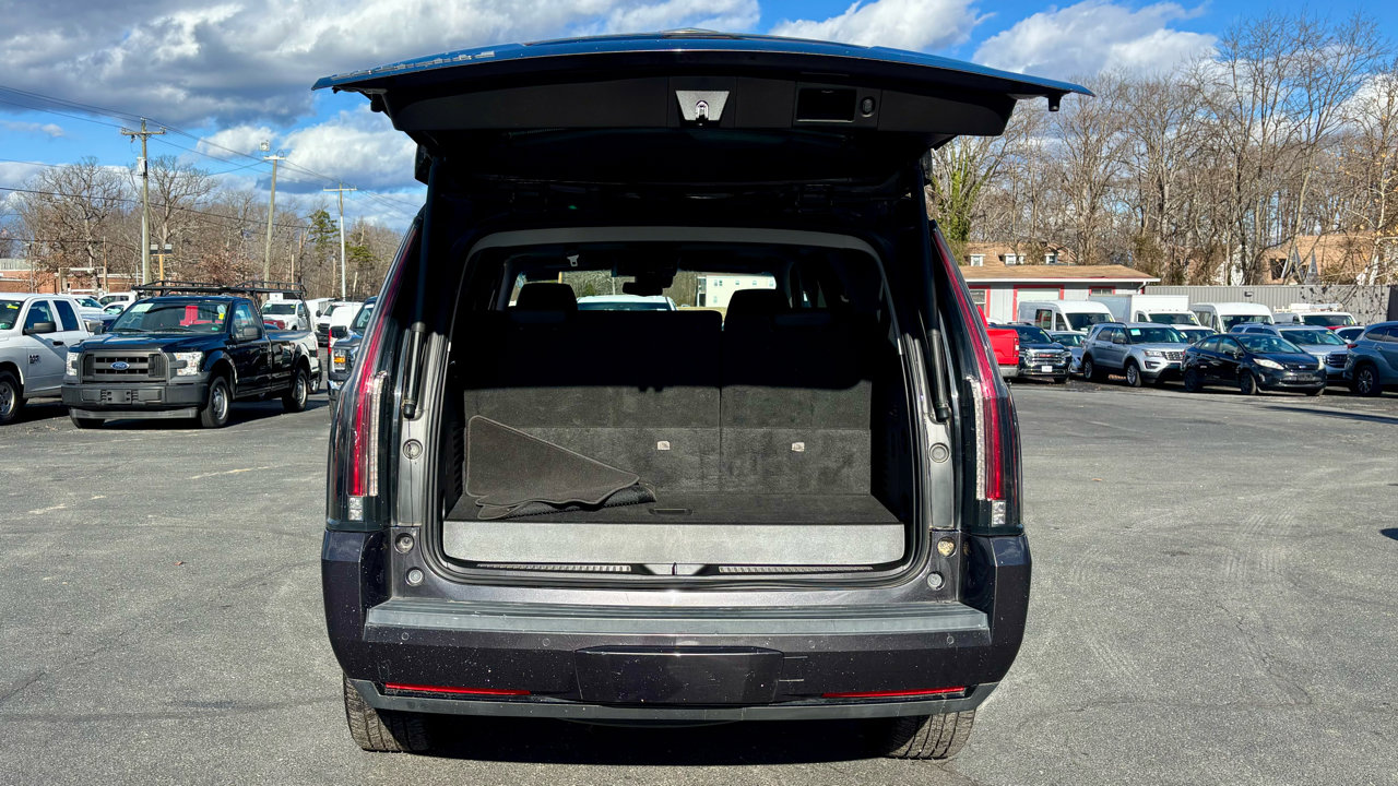 Used 2017 Cadillac Escalade Luxury image 10
