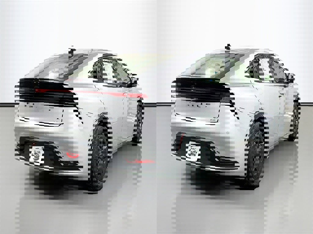 New 2026 Toyota Prius LE image 4