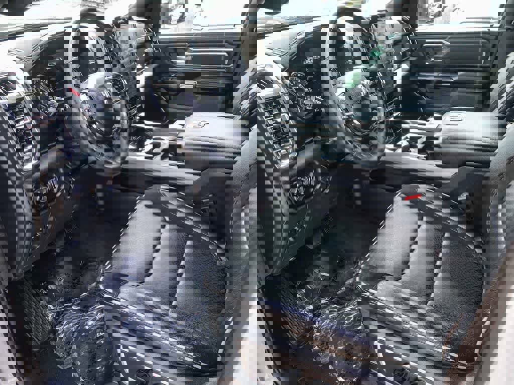 Certified 2025 RAM 1500 Laramie image 16