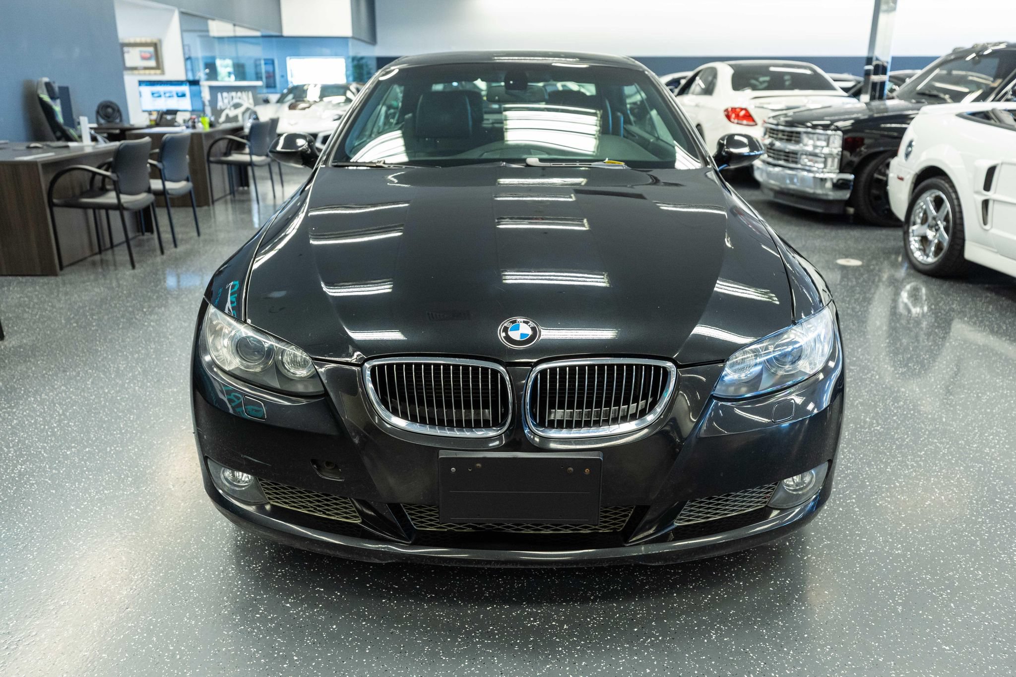 Used 2009 BMW 335i Convertible w/ Premium Pkg RWD image 2