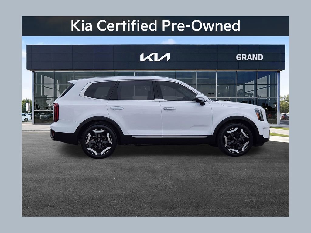 Certified 2024 Kia Telluride S w/ S Sunroof Package