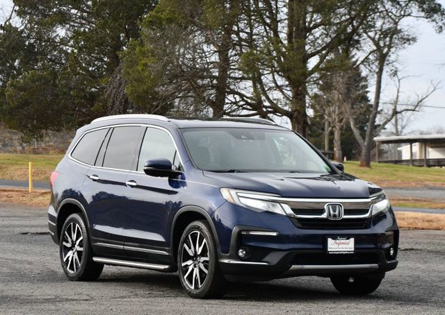 Used 2019 Honda Pilot Touring image 9