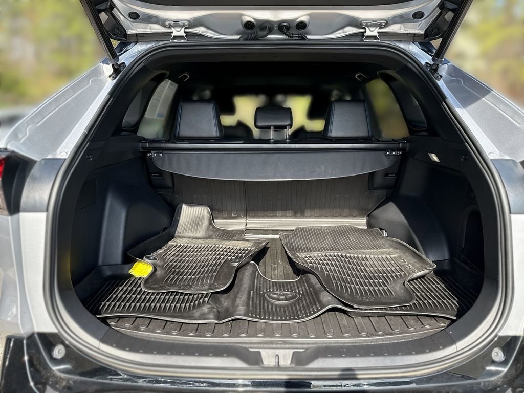 Used 2022 Toyota RAV4 XSE w/ XSE Grade Weather Package image 20