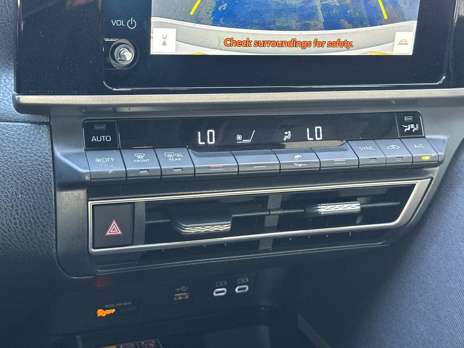 Used 2025 Toyota Camry LE image 18