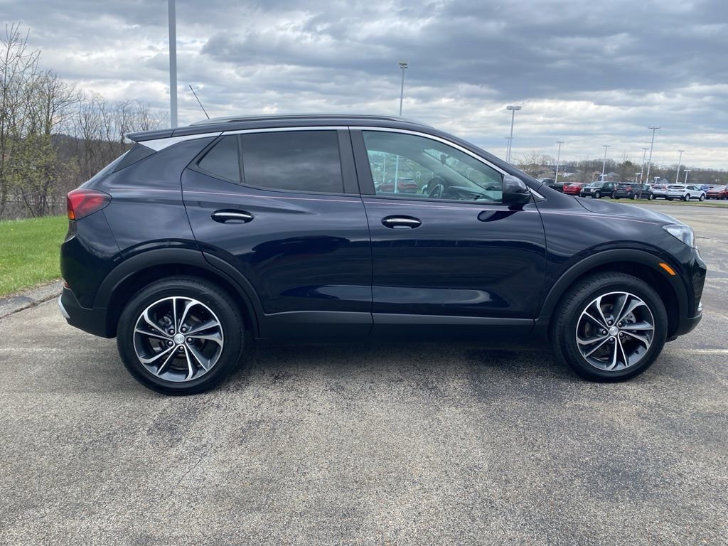 Used 2020 Buick Encore GX Select image 2