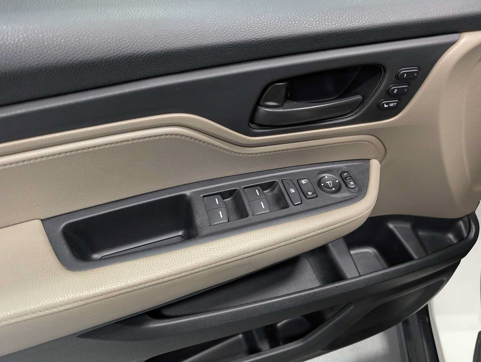 Used 2019 Honda Odyssey EX-L image 41