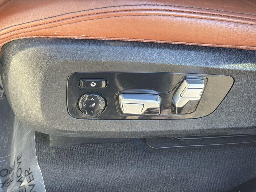 Used 2023 BMW X7 xDrive40i image 23