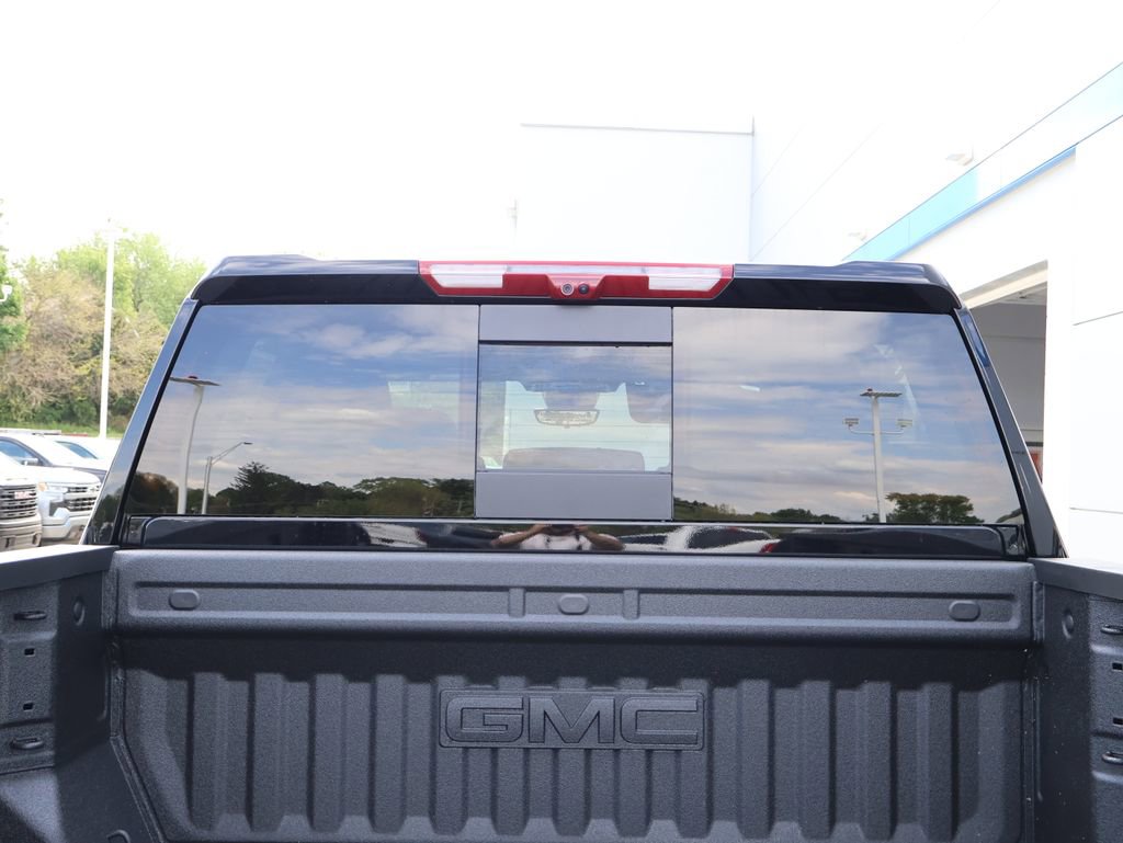 New 2026 GMC Sierra 2500 Denali w/ Denali Reserve Package AWD/4WD image 40
