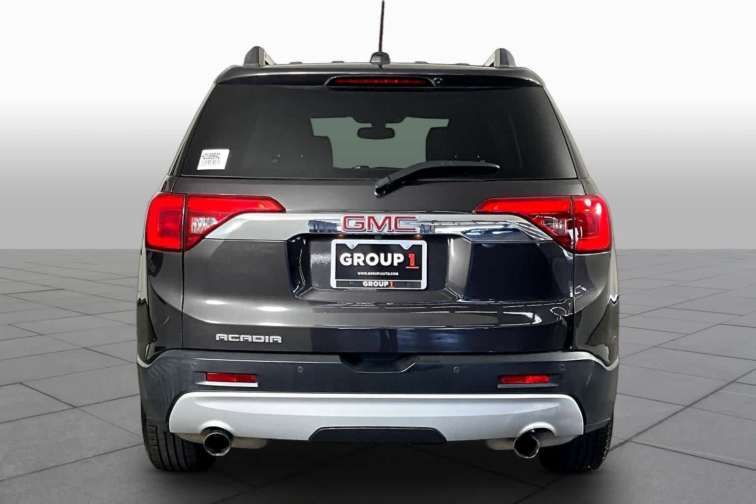 Used 2017 GMC Acadia SLT image 5
