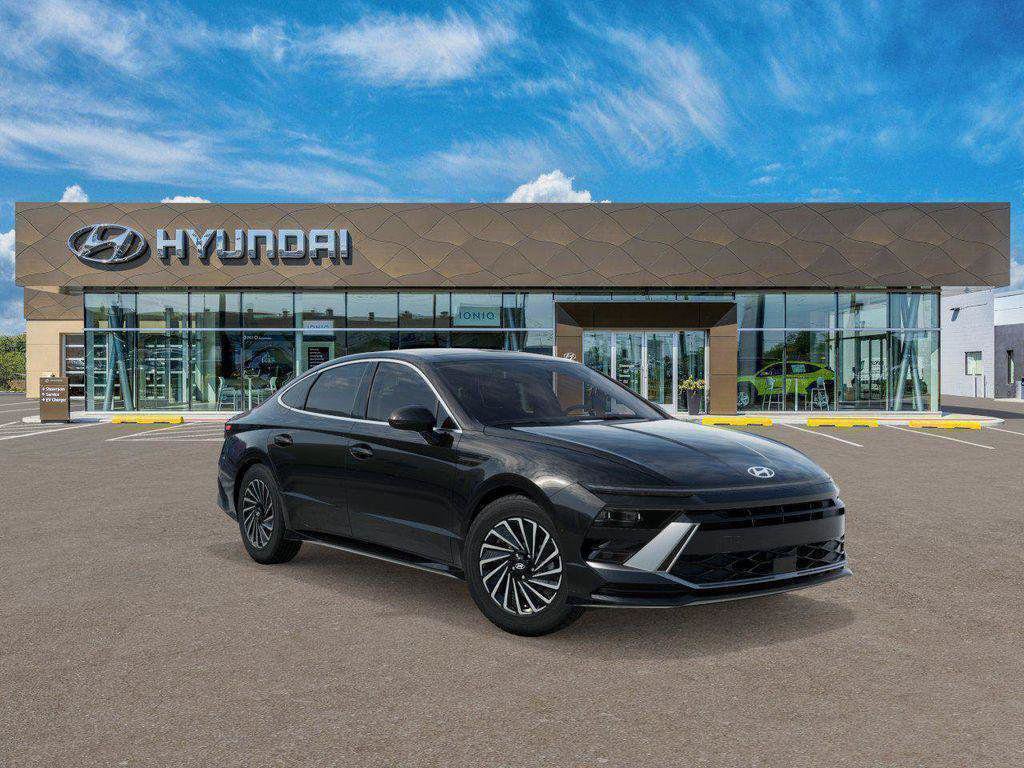 New 2026 Hyundai Sonata SEL FWD image 2