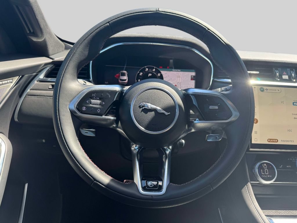 Used 2025 Jaguar F-PACE SVR 575 Edition AWD/4WD image 13