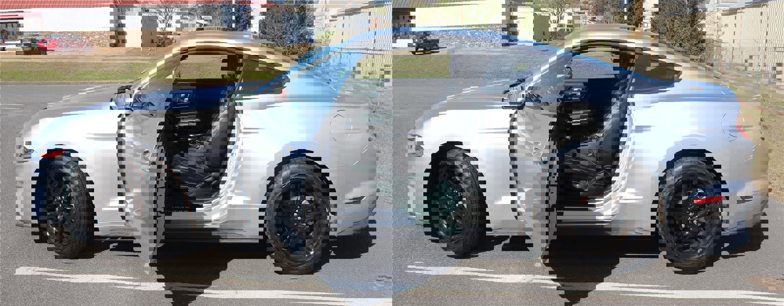 Used 2019 Ford Mustang Premium image 5