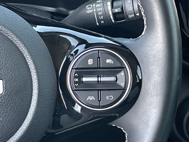 Used 2024 Kia Soul GT-Line FWD image 14