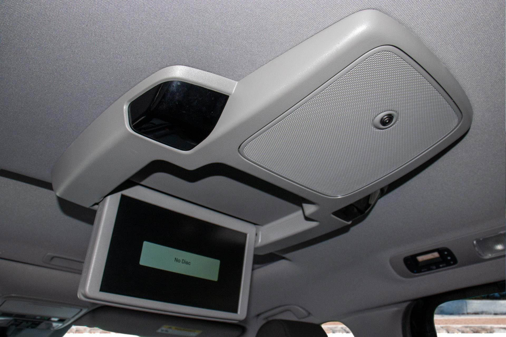 Used 2018 Honda Odyssey Touring image 19