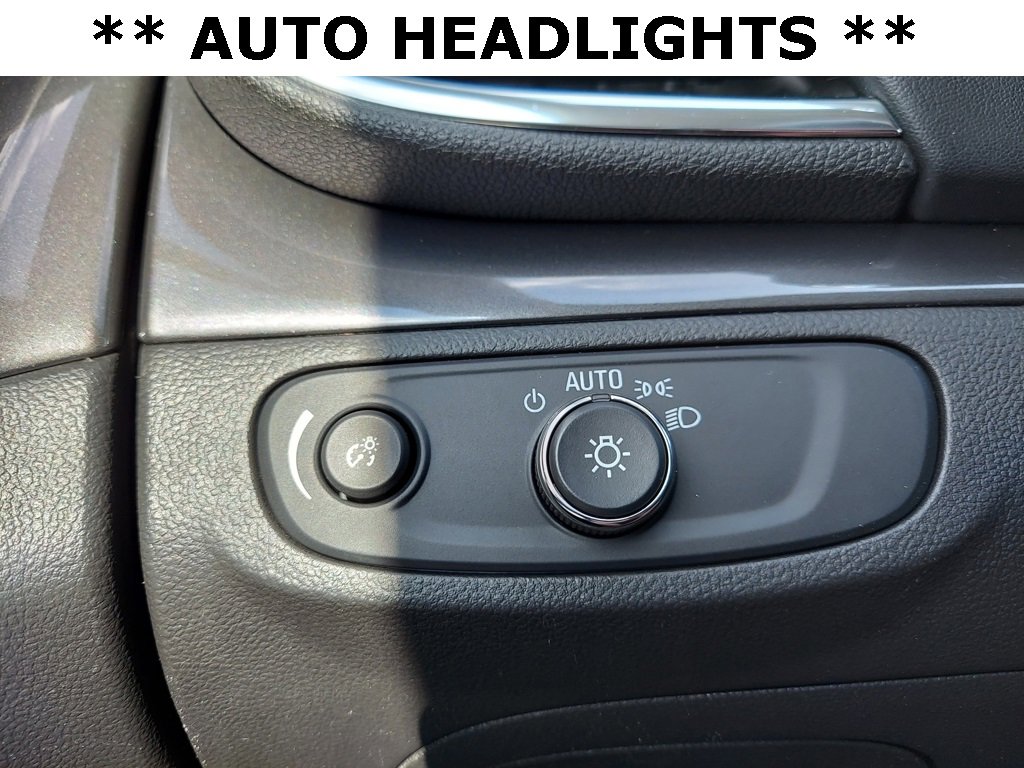 Used 2017 Buick Encore Preferred image 8