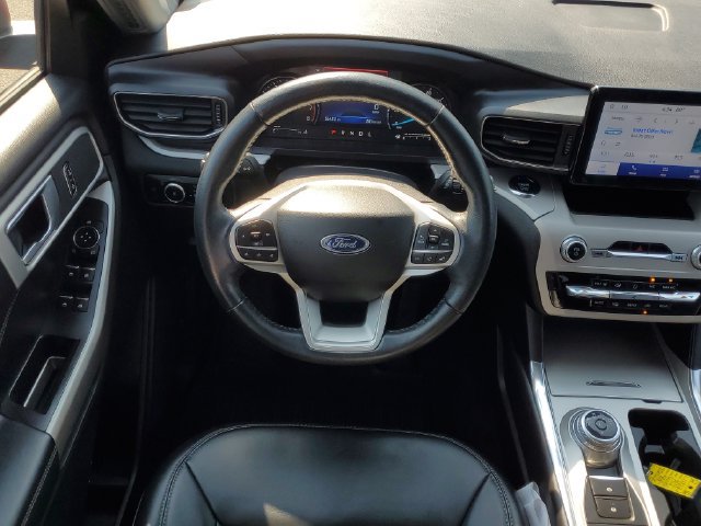 Certified 2023 Ford Explorer XLT w/ Equipment Group 202A AWD/4WD image 33