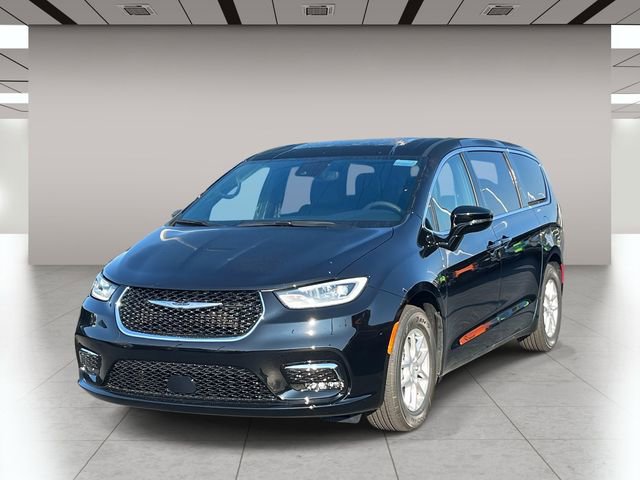 New 2026 Chrysler Pacifica Select image 8