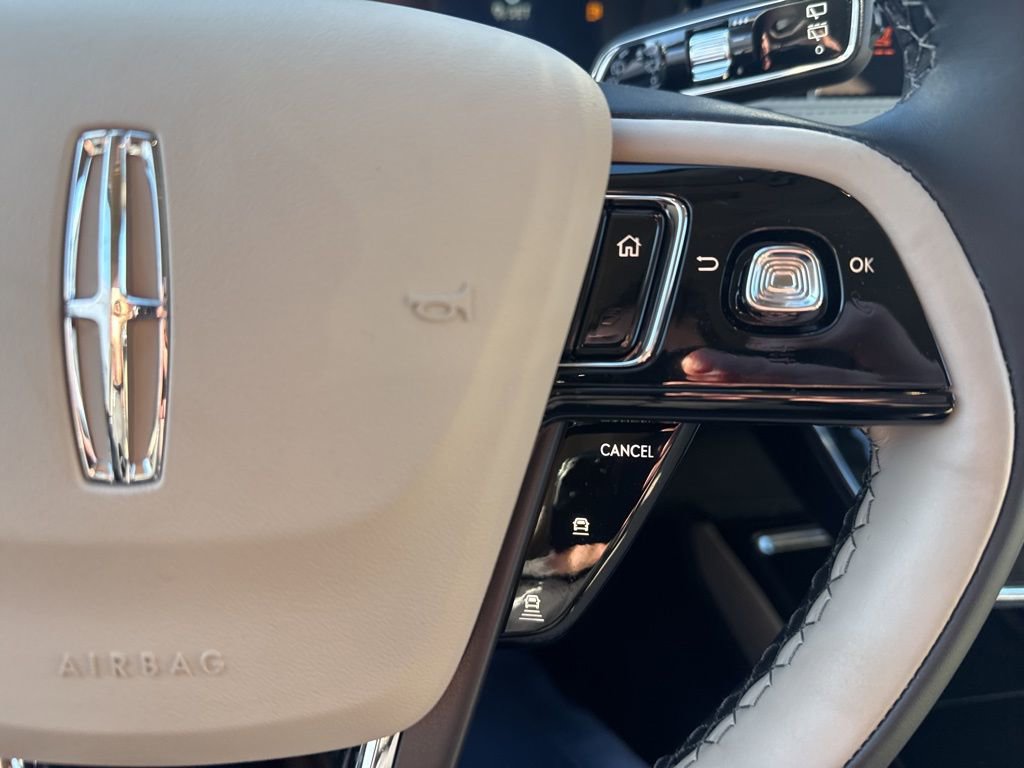 New 2026 Lincoln Corsair Premiere image 12