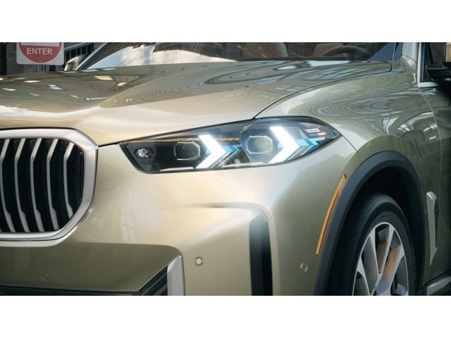 New 2026 BMW X5 xDrive40i w/ Climate Comfort Package image 6