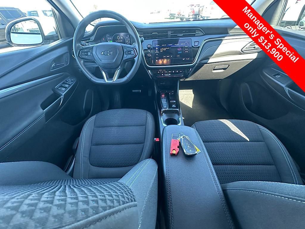 Used 2023 Chevrolet Bolt EUV LT w/ Driver Confidence Package image 16