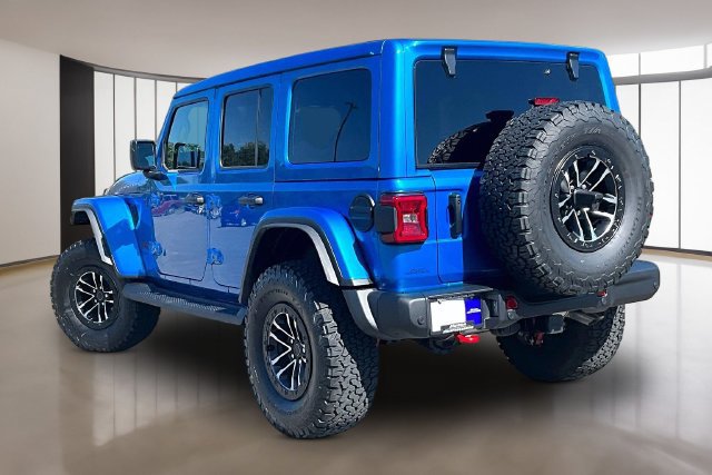 Used 2026 Jeep Wrangler Unlimited Rubicon AWD/4WD image 4